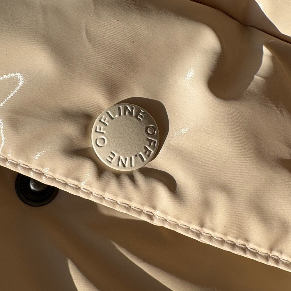 Aerie Offline Beige Puff Love Vest. XL - Picture 7 of 7